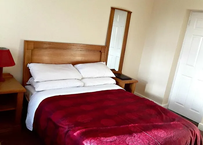 Westgate House לינה וארוחת בוקר 3*