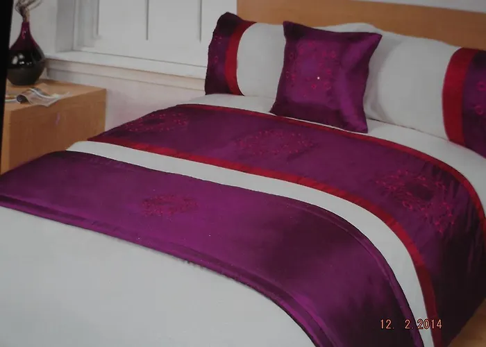 לינה וארוחת בוקר Westgate House 3*